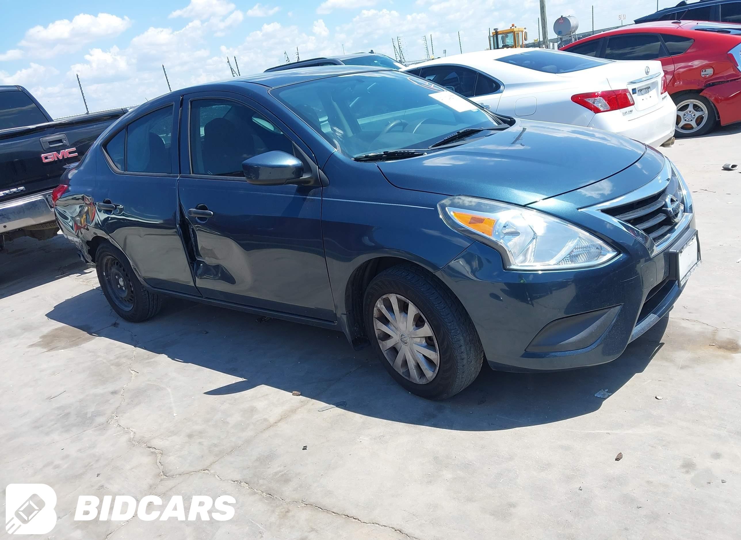 2016 Nissan Versa, 1.6 S+