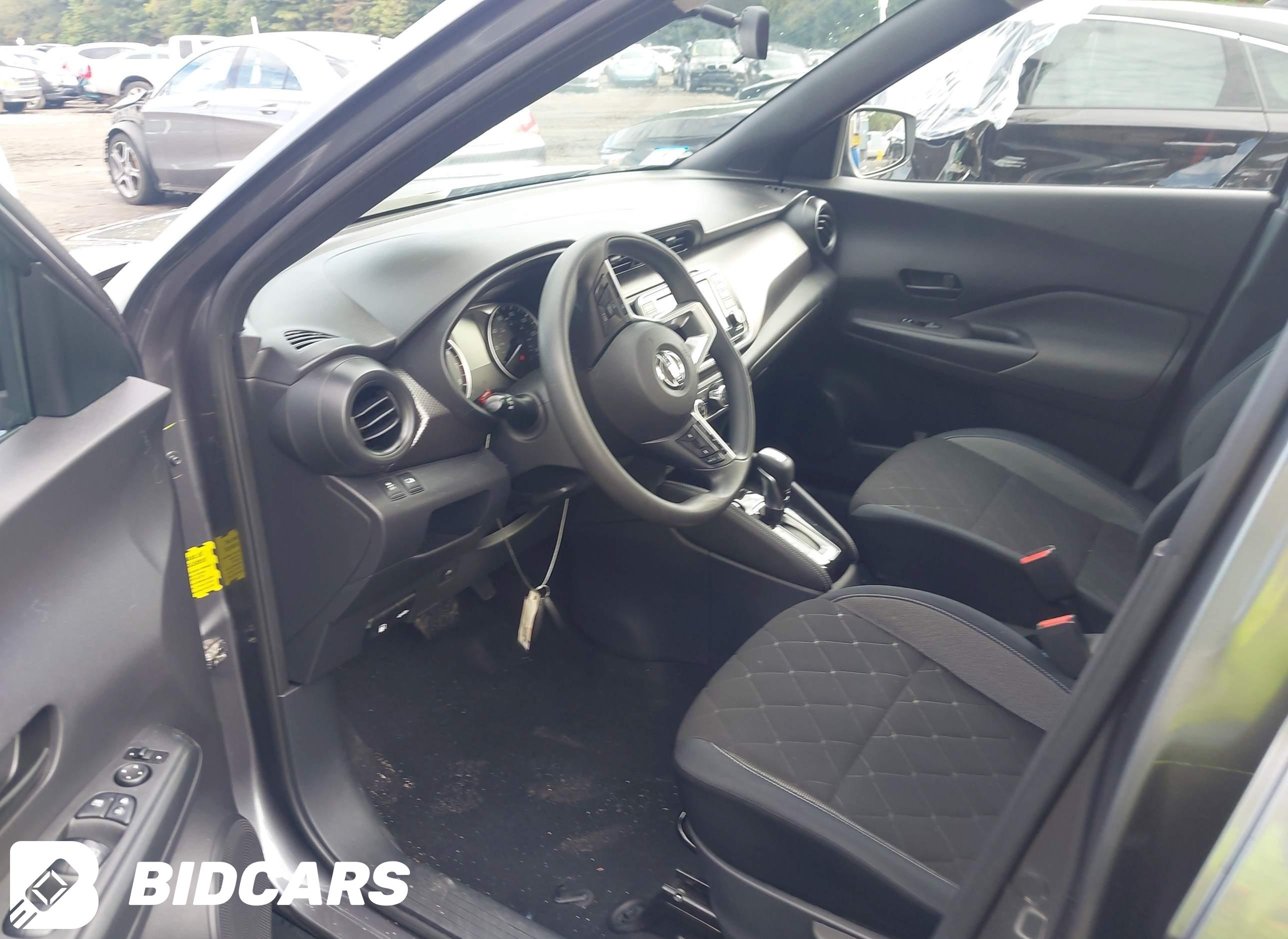 2018 Nissan Kicks, S