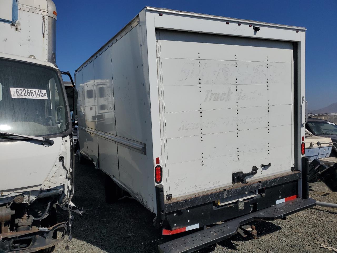 2023 GMC Savana, Cutaway G3500