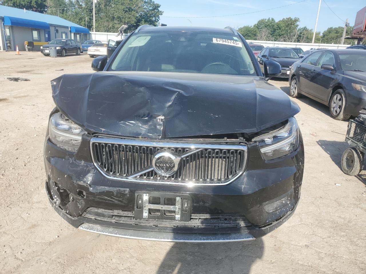 2022 Volvo XC40, T4 Momentum