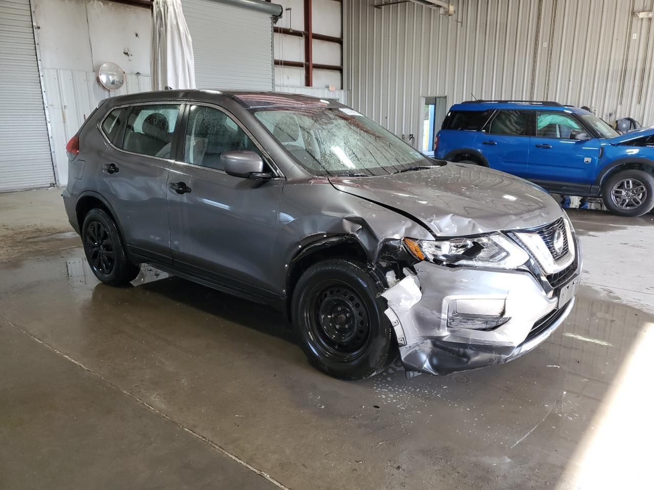 2019 Nissan Rogue, S