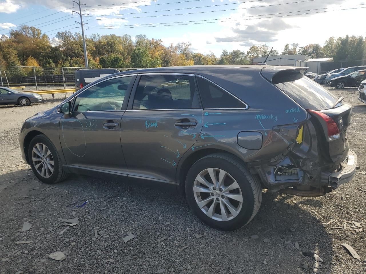2015 Toyota Venza, LE