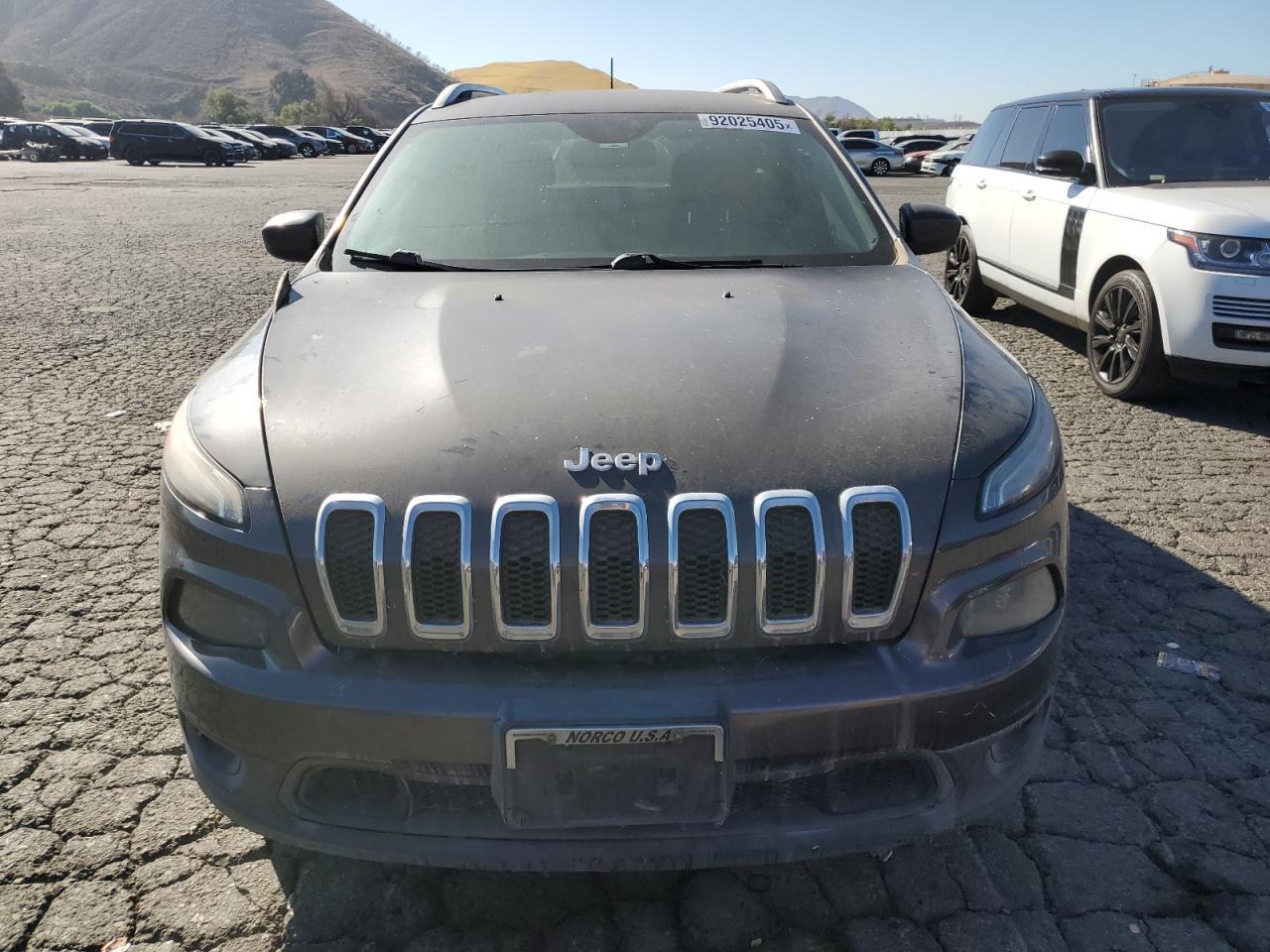 2017 Jeep Cherokee, Latitude