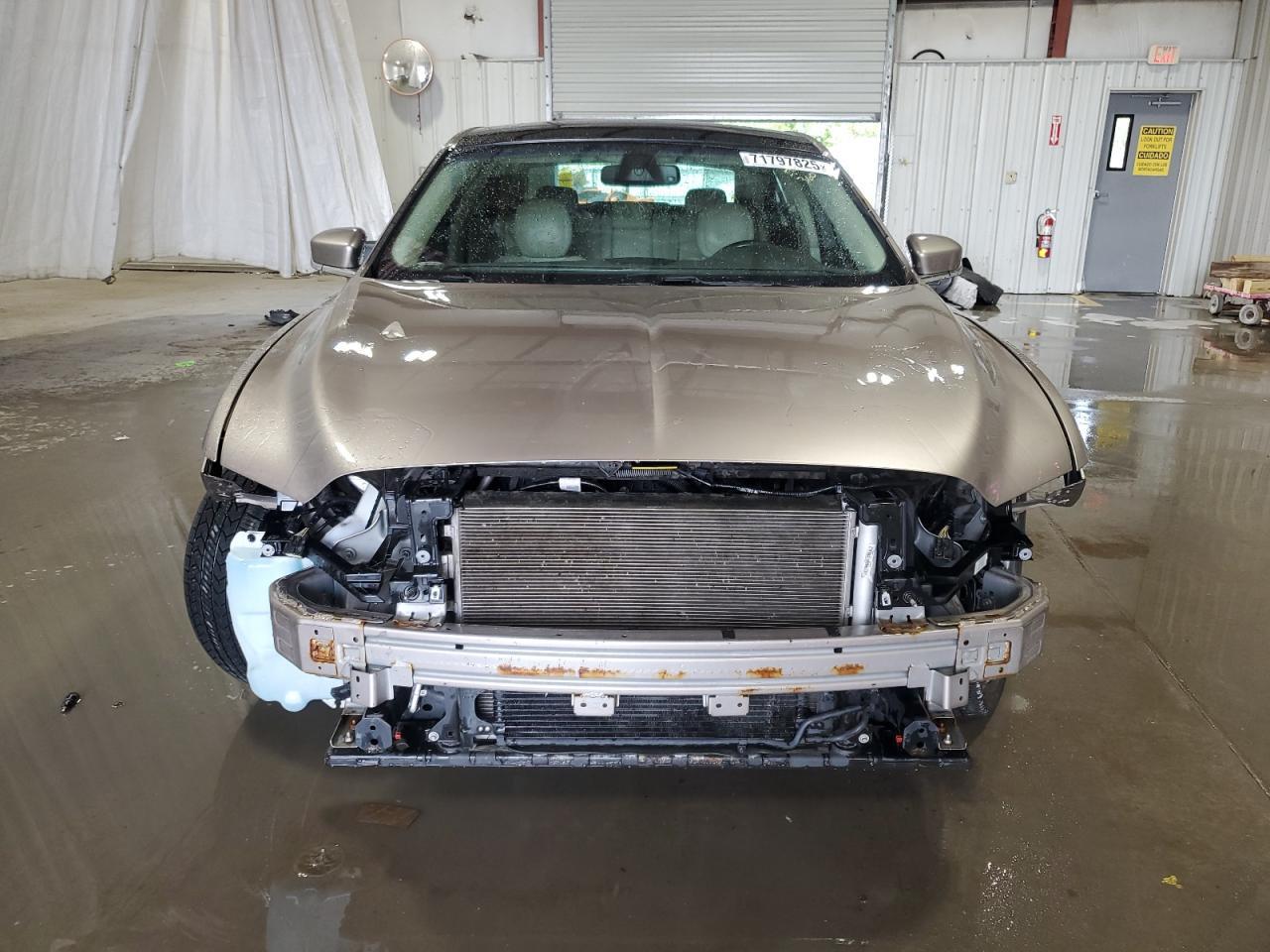 2018 Lincoln Continental, Select