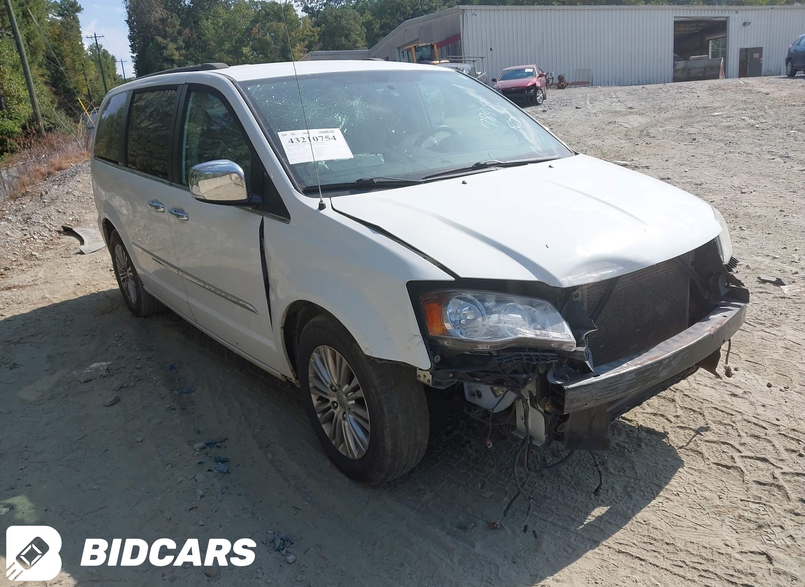 2015 Chrysler Town and Countr...