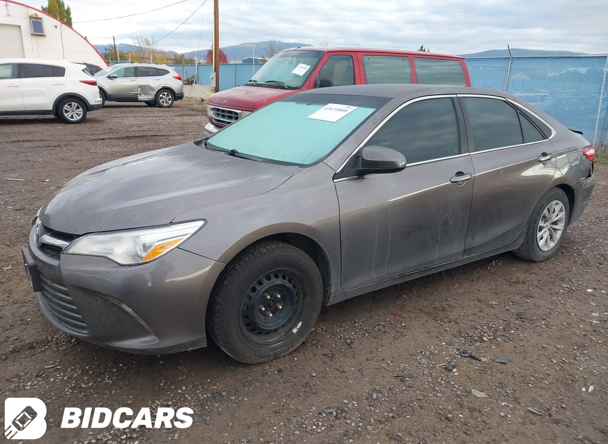 2015 Toyota Camry, LE