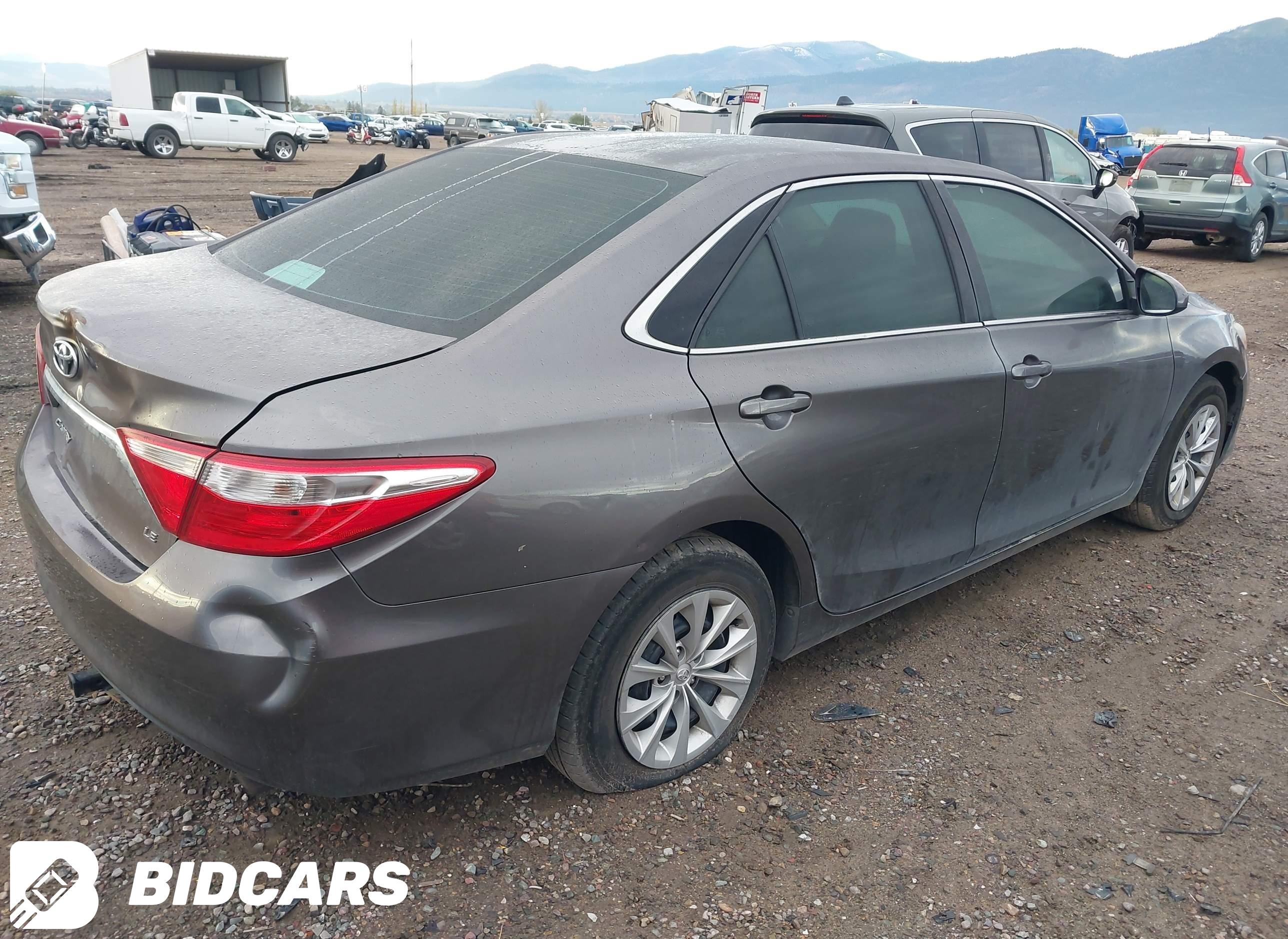 2015 Toyota Camry, LE