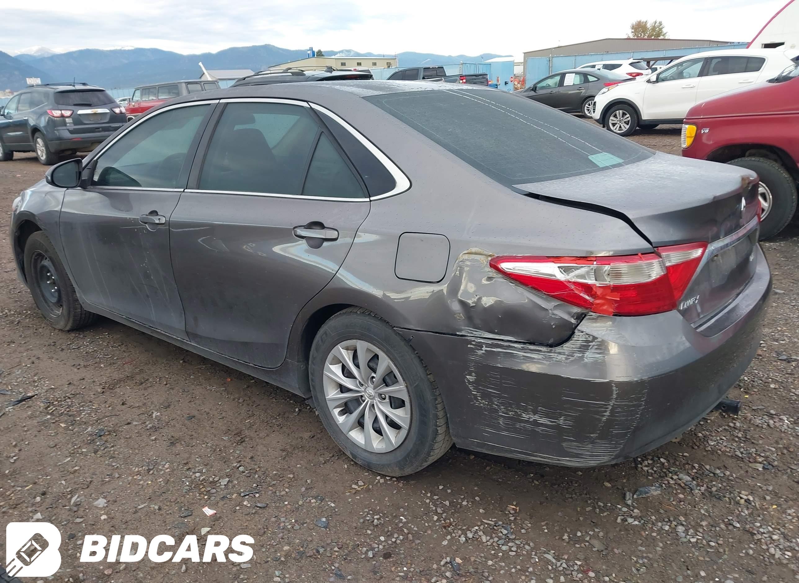 2015 Toyota Camry, LE