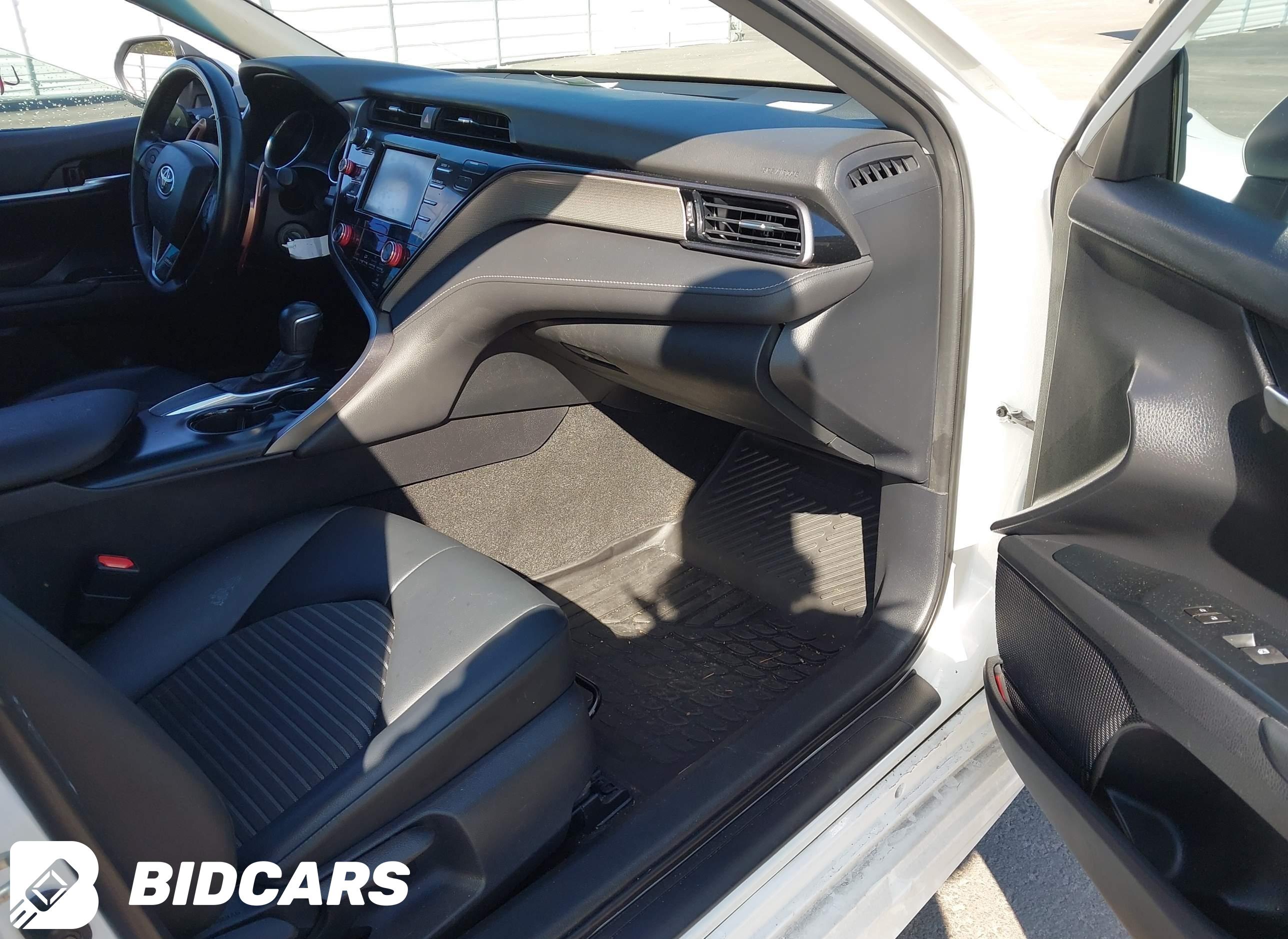 2019 Toyota Camry, SE