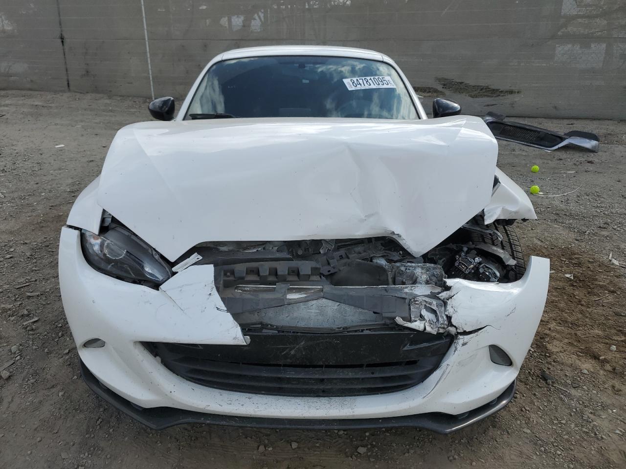 2017 Mazda MX-5, Club