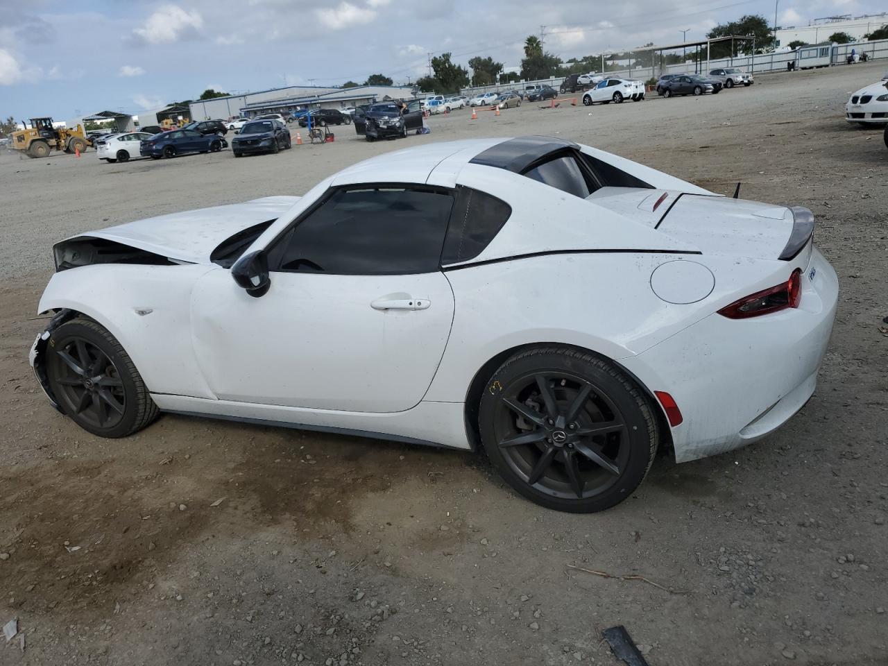 2017 Mazda MX-5, Club