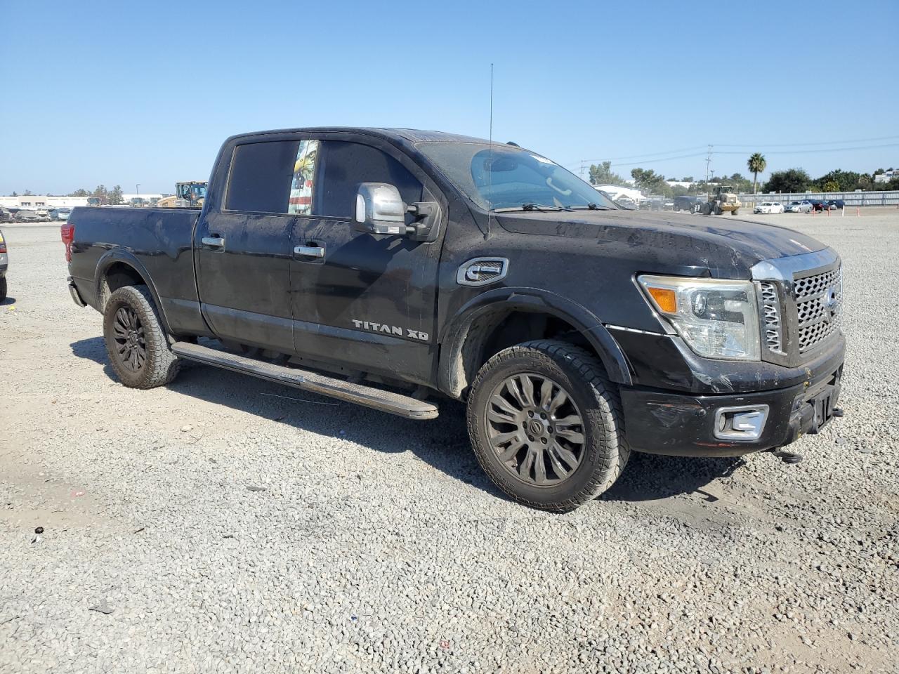 2016 Nissan Titan, SL