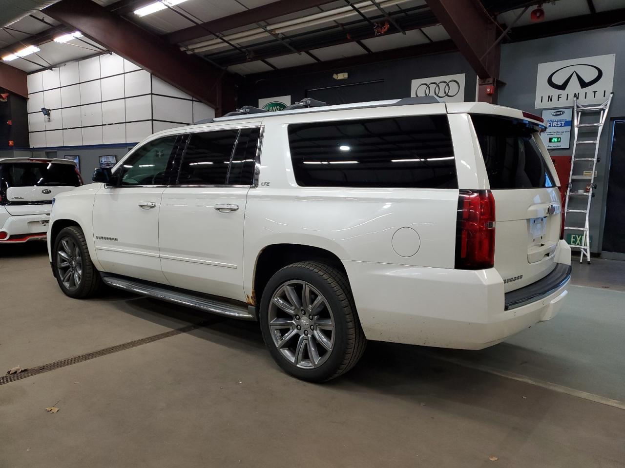 2015 Chevrolet Suburban, K150...