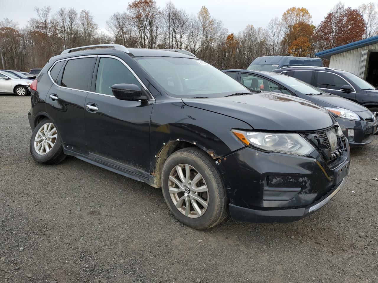 2017 Nissan Rogue, SV