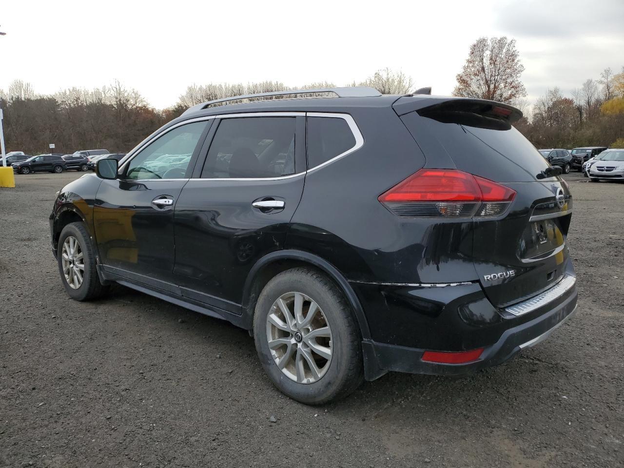 2017 Nissan Rogue, SV