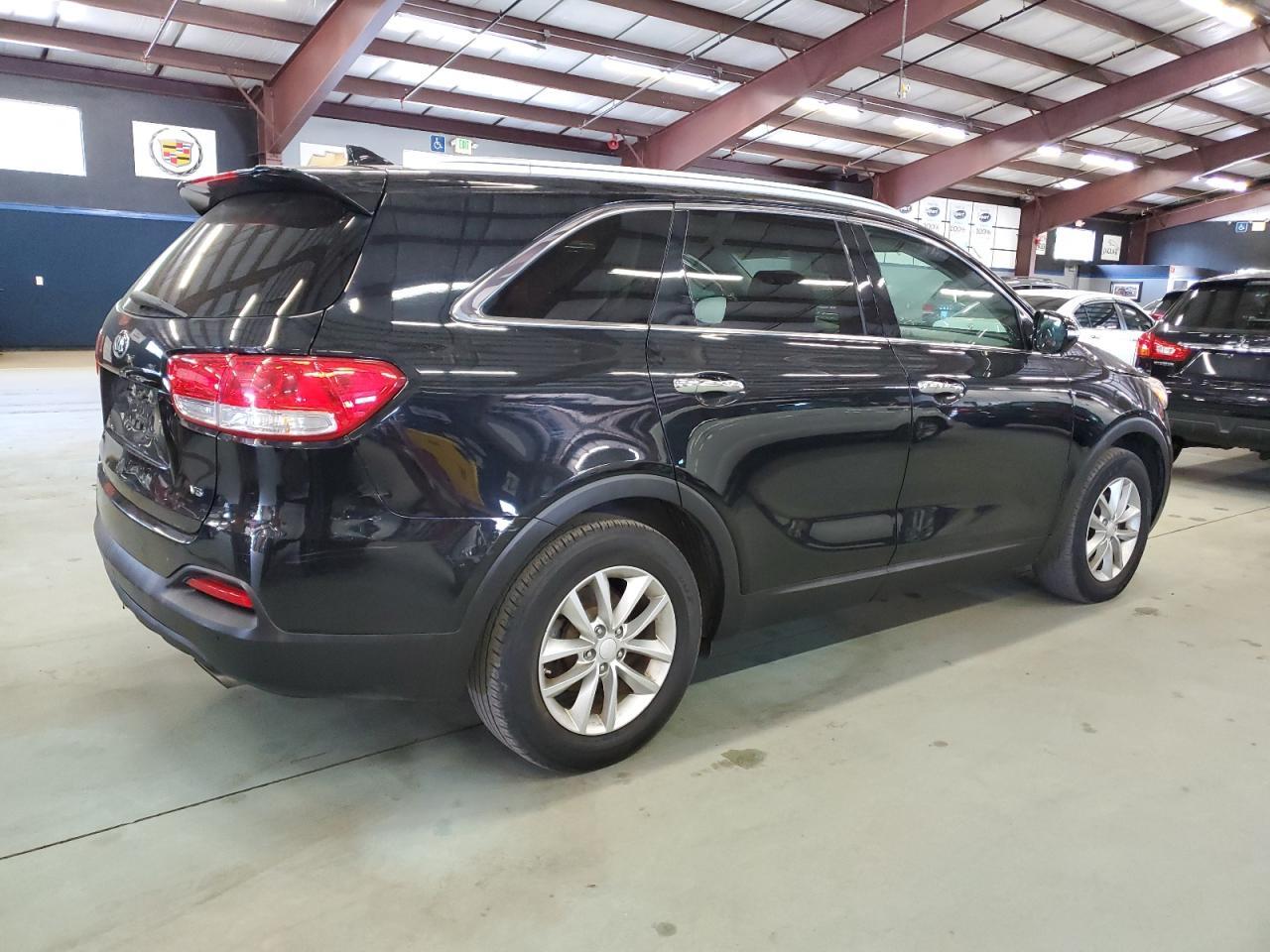 2017 KIA Sorento, LX