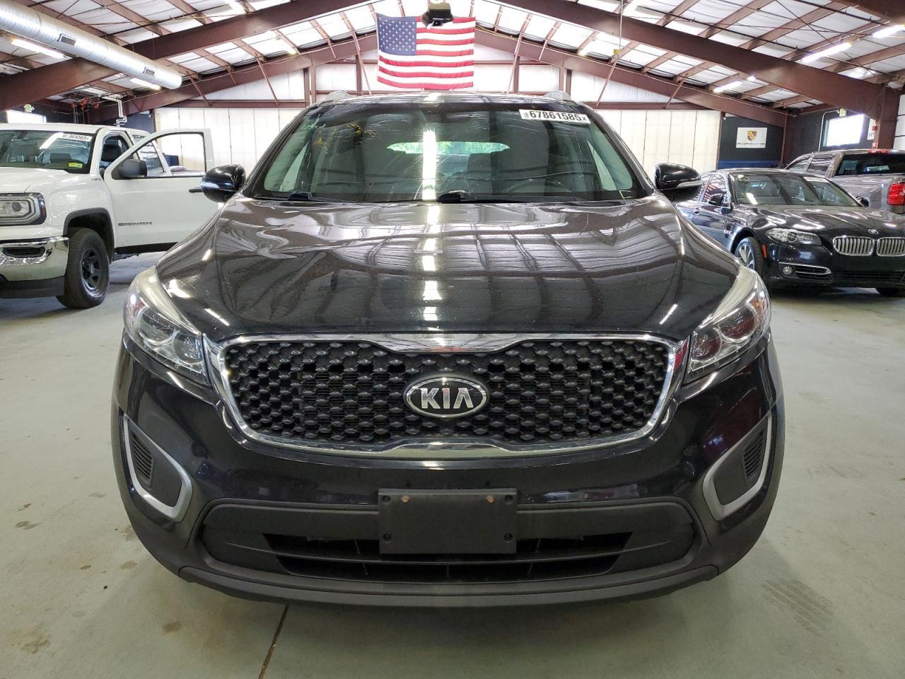 2017 KIA Sorento, LX