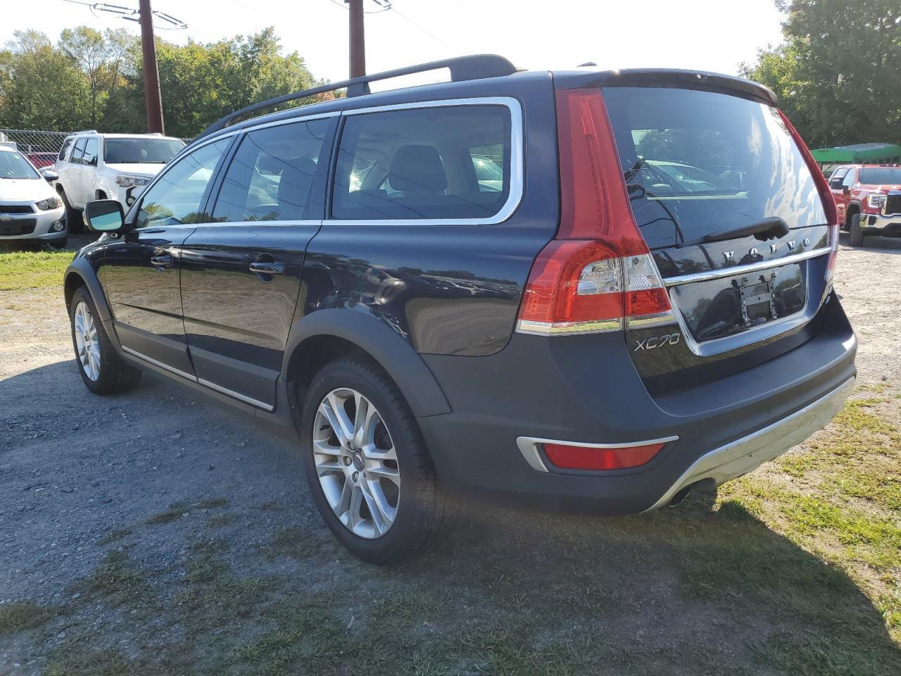 2016 Volv XC70, T5 Platinum