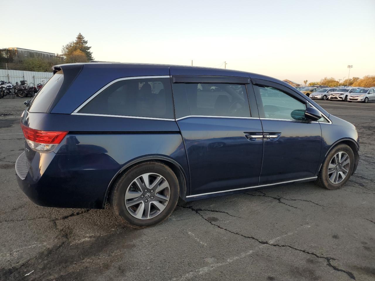 2015 Honda Odyssey, Touring