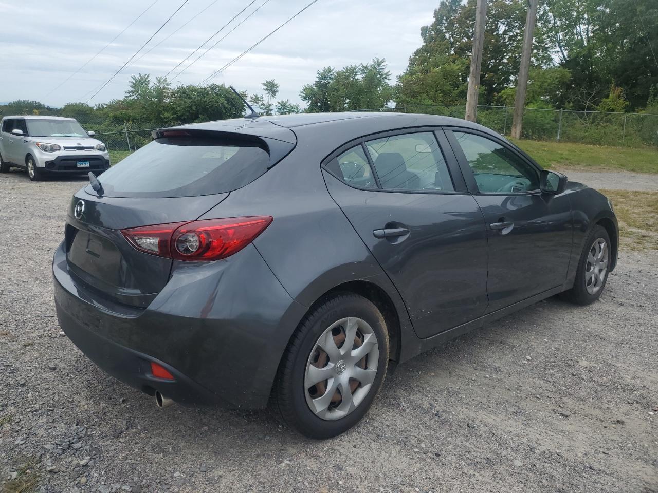 2015 Mazd 3, Sport