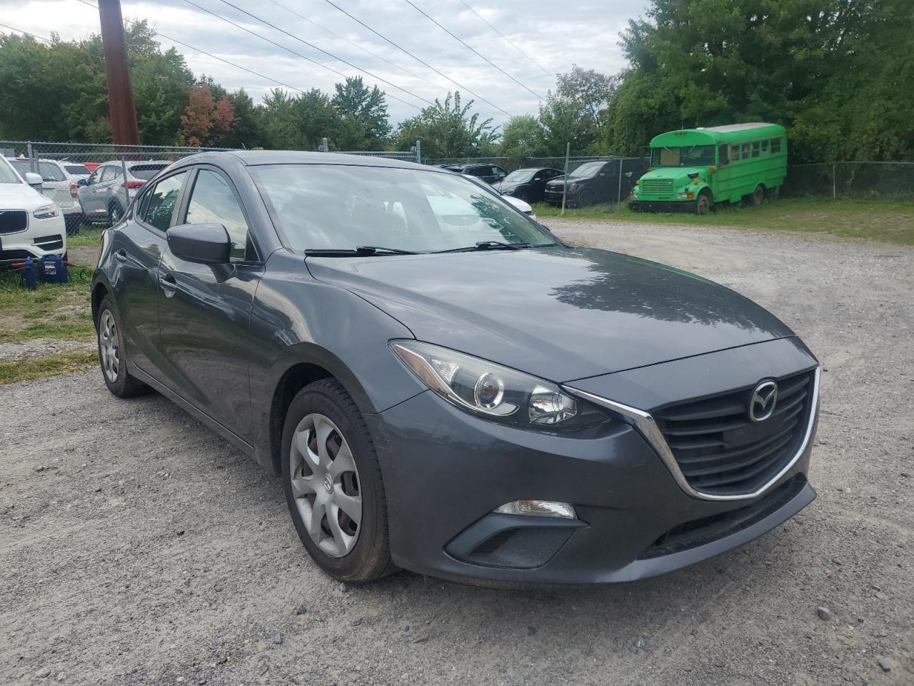 2015 Mazd 3, Sport