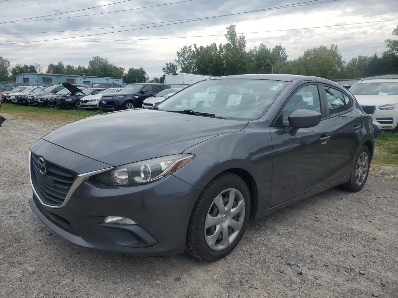 2015 Mazd 3, Sport