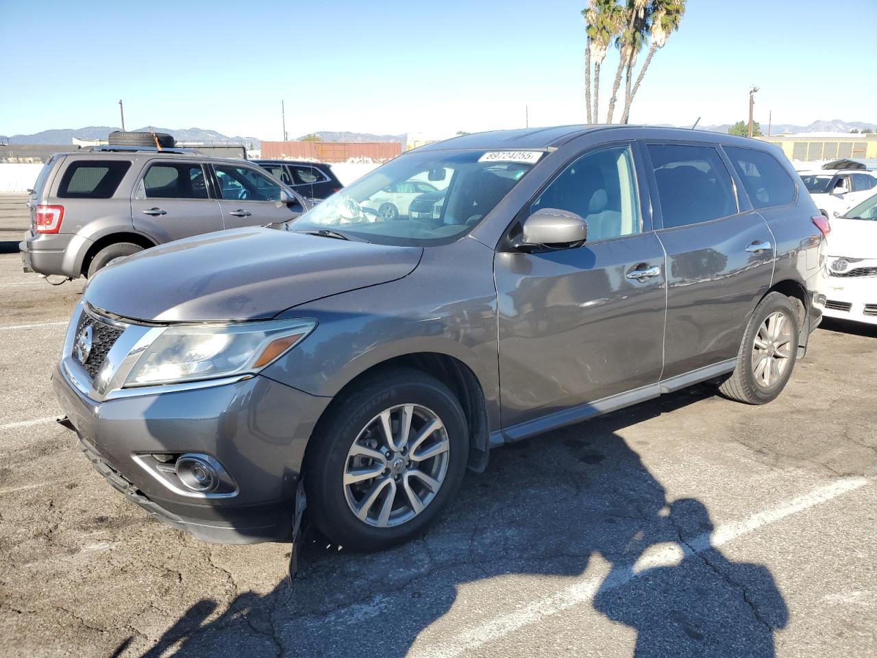 2015 Nissan Pathfinder, S