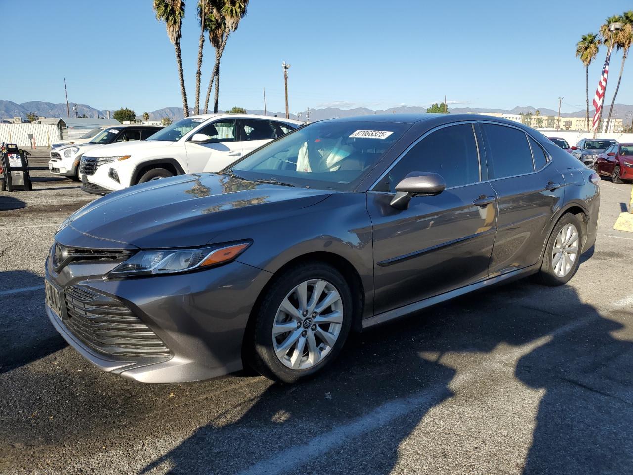 2018 Toyota Camry, L