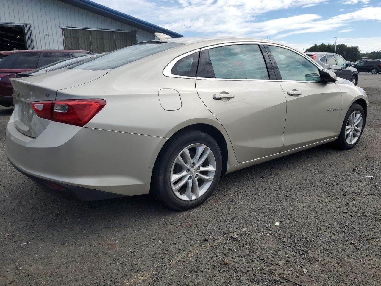 2016 Chev Malibu, LT