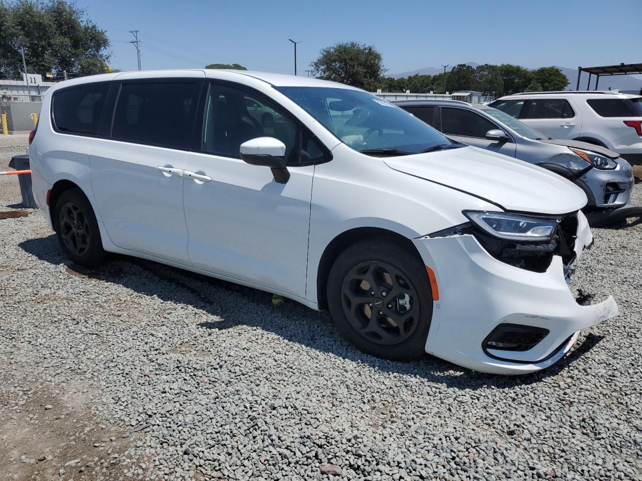 2023 Chrysler Pacifica, Hybri...