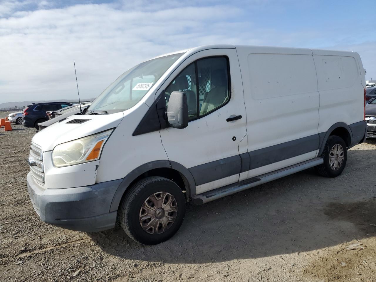 2015 Ford Transit, T-250