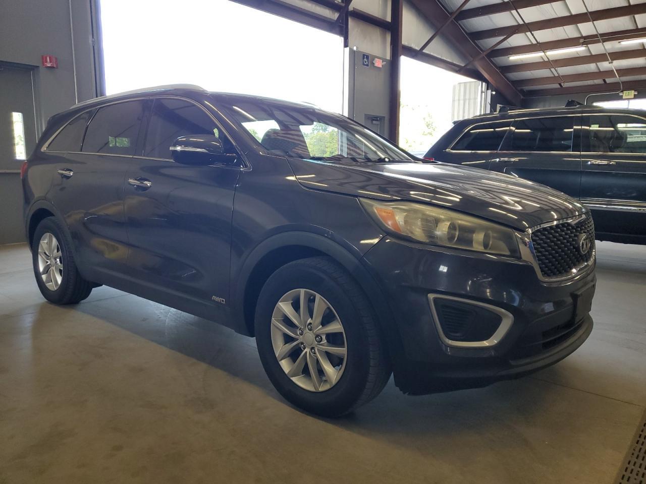 2018 KIA Sorento, LX