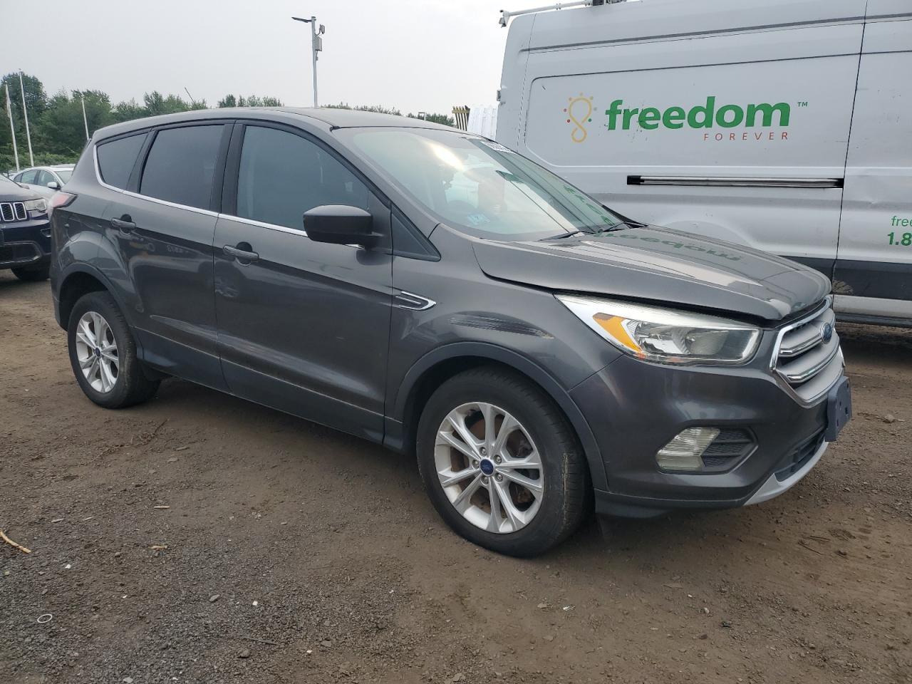 2017 Ford Escape, SE