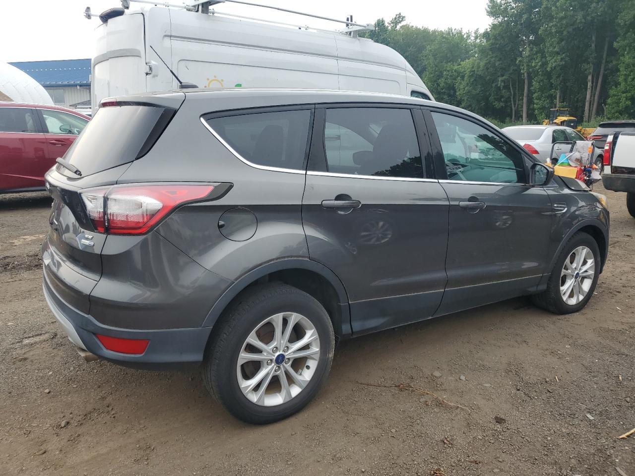 2017 Ford Escape, SE