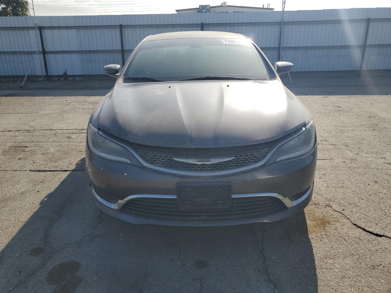 2015 Chrysler 200, Limited