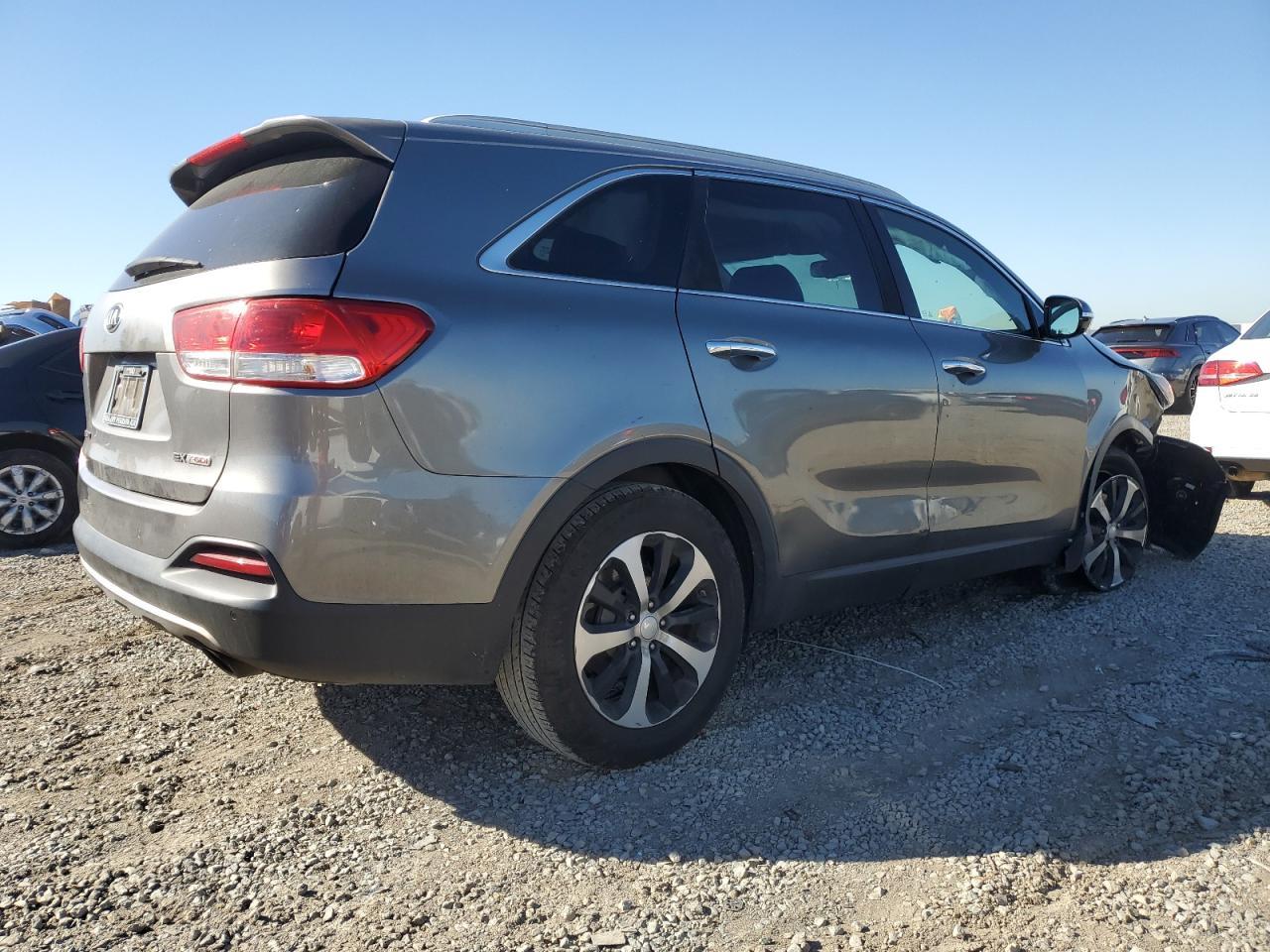 2016 KIA Sorento, EX