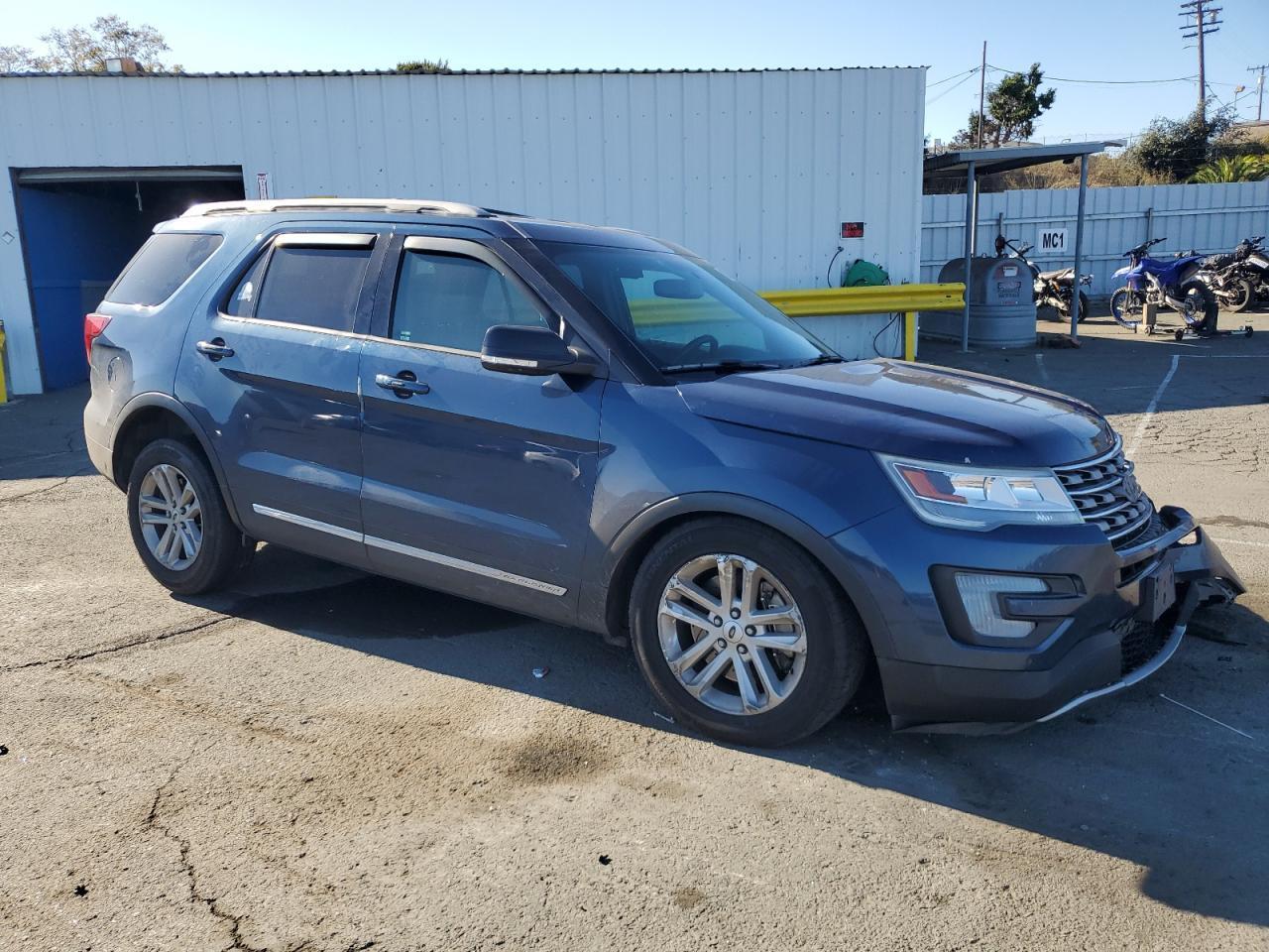 2017 Ford Explorer, Xlt