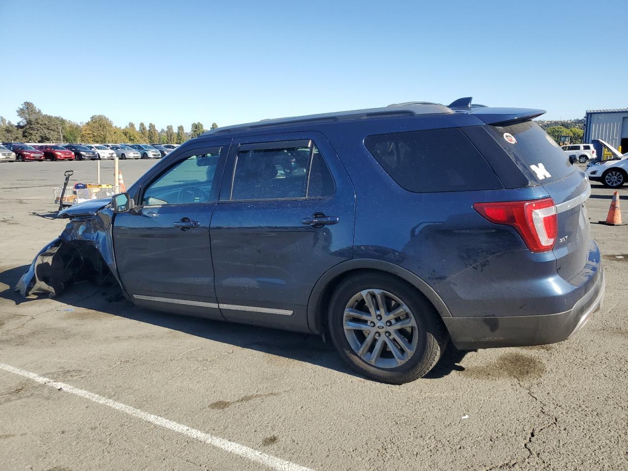 2017 Ford Explorer, Xlt