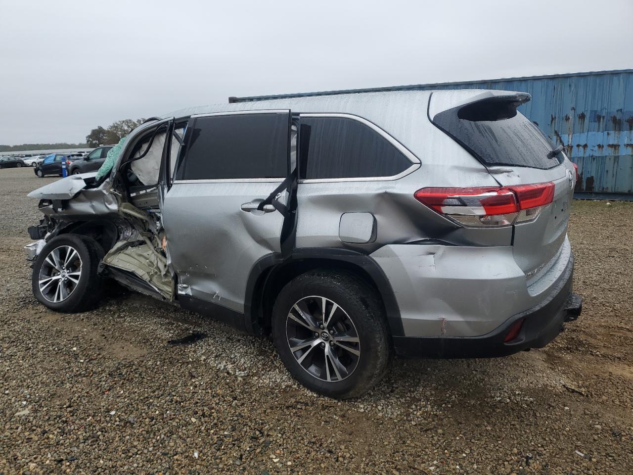 2019 Toyota Highlander, LE