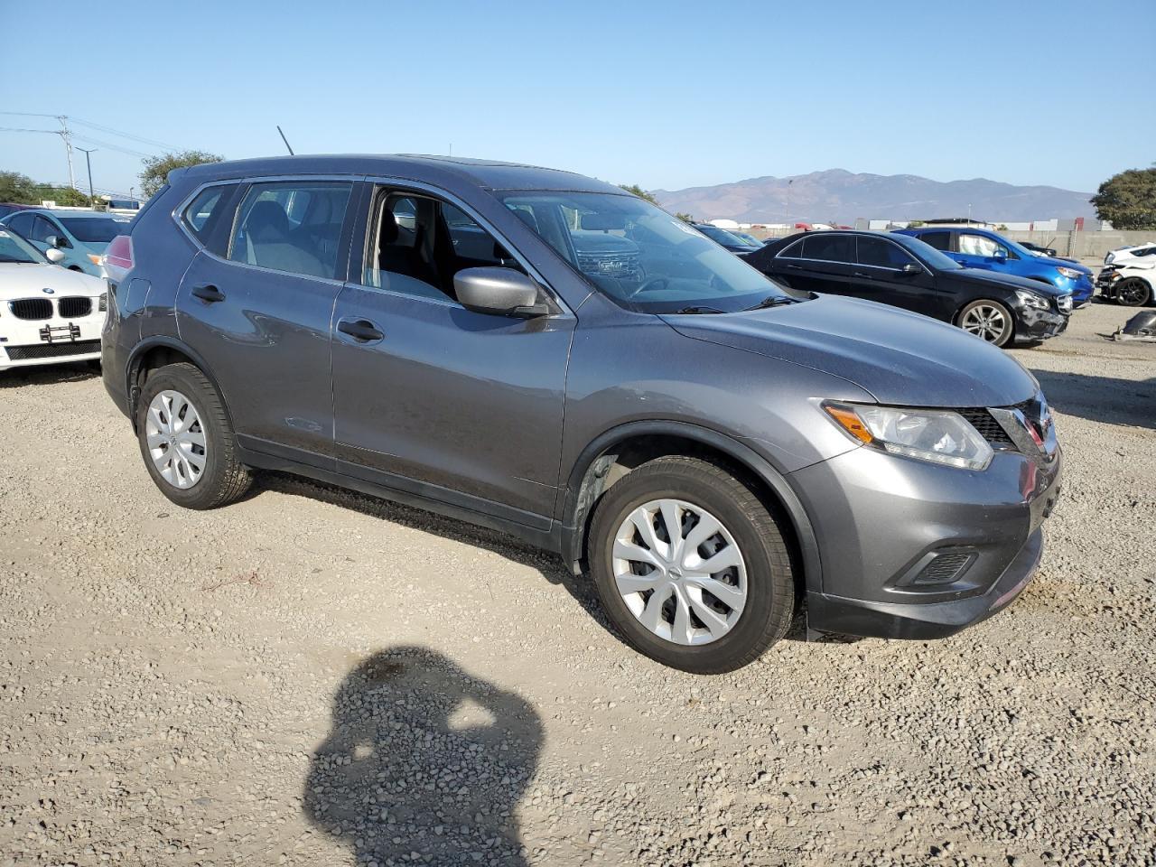 2016 Nissan Rogue, S