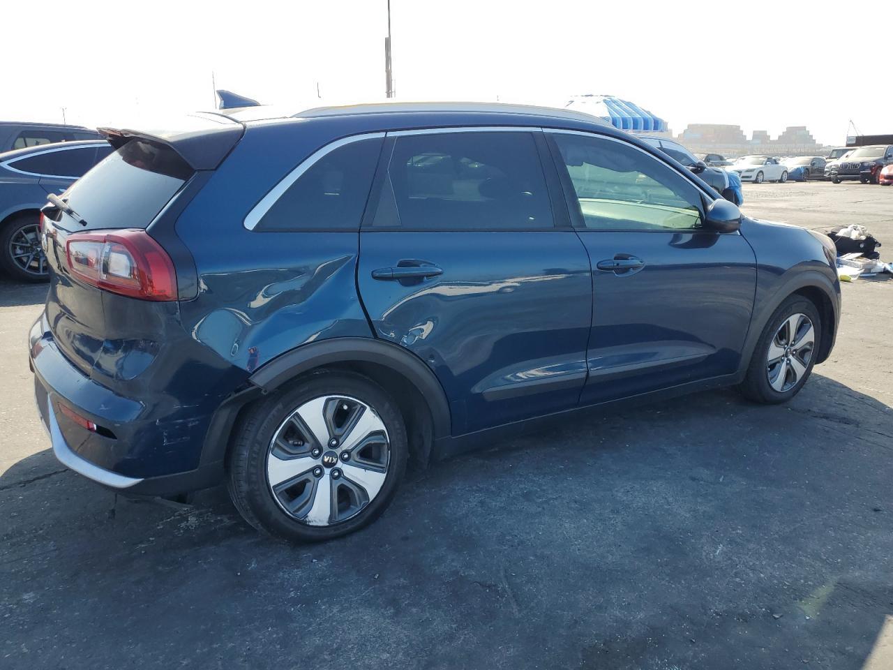 2018 KIA Niro, FE