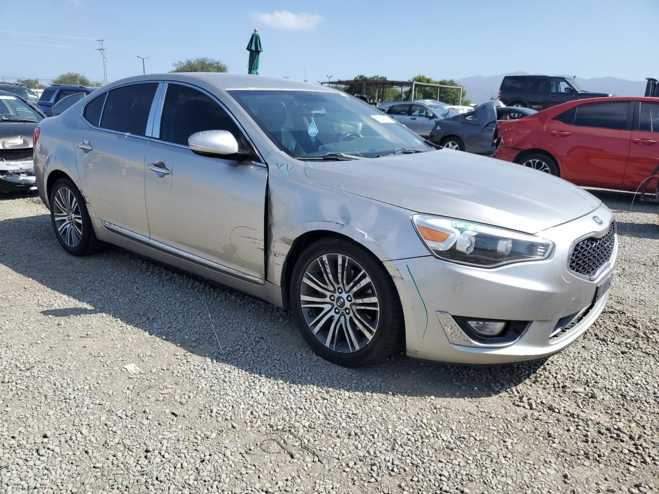 2015 KIA Cadenza, Premium