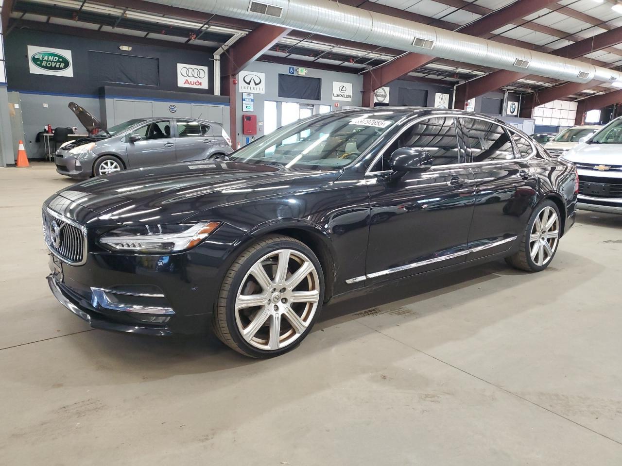 2017 Volvo S90, T6 Inscription