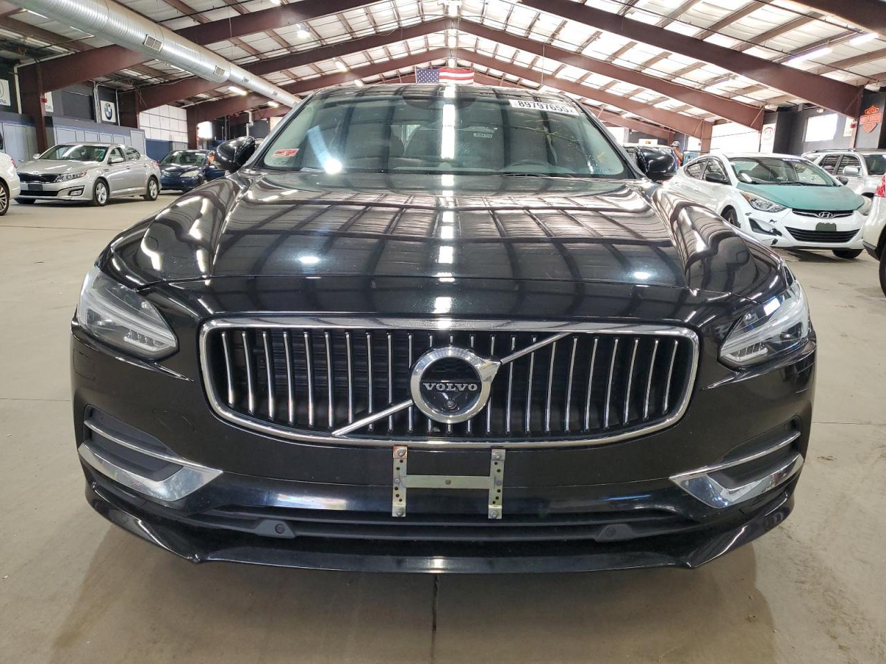 2017 Volvo S90, T6 Inscription