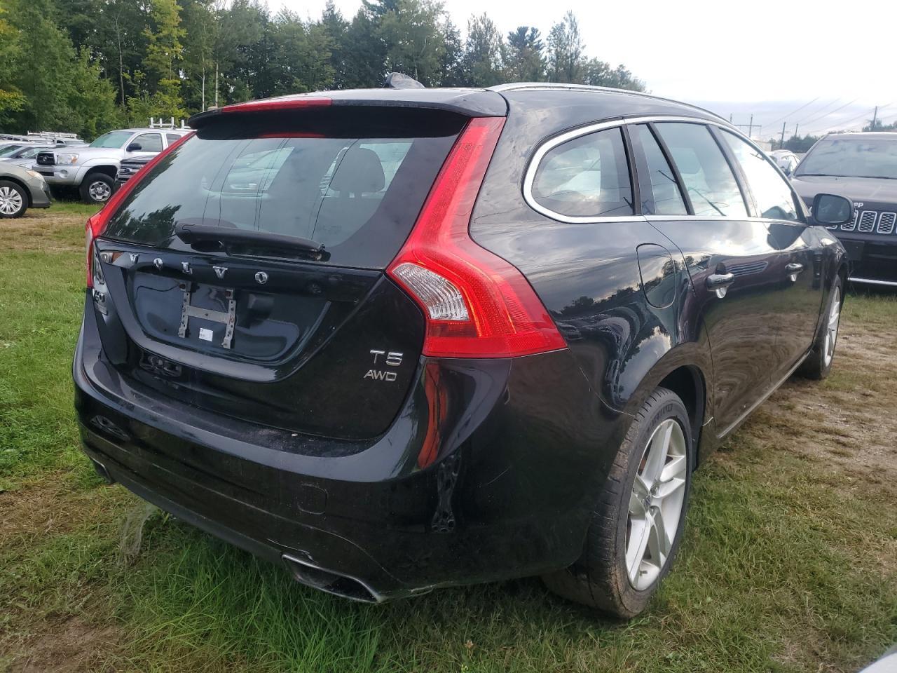 2015 Volv V60, Premier