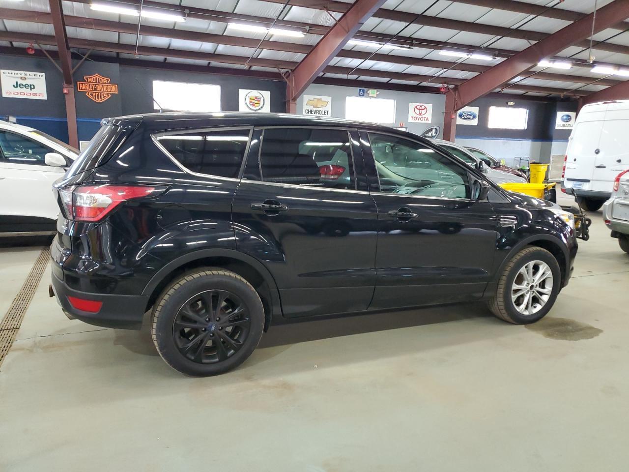 2017 Ford Escape, SE