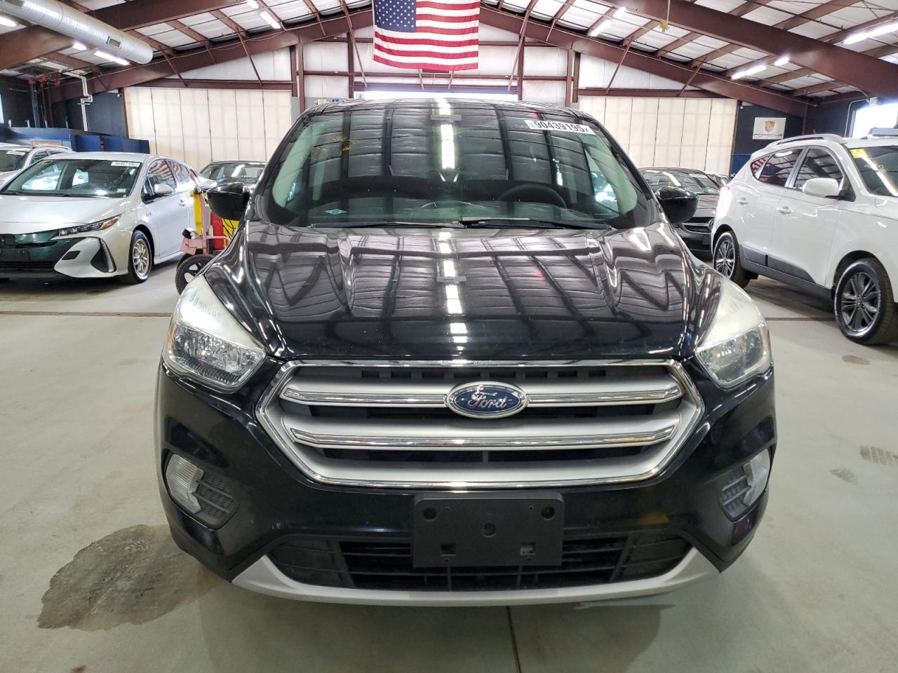 2017 Ford Escape, SE