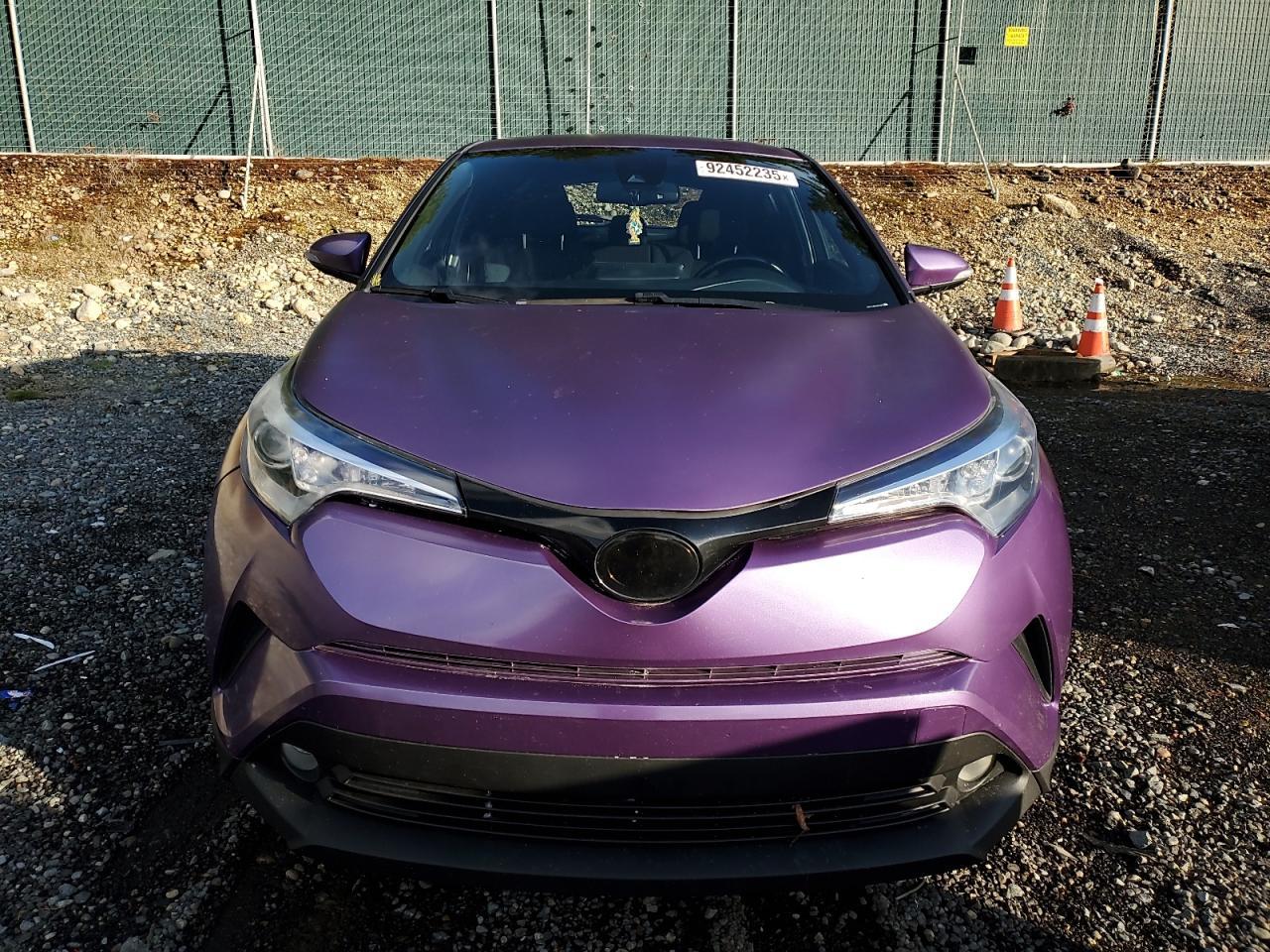 2018 Toyota C-HR, Xle