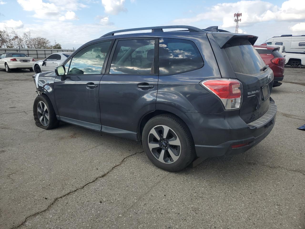 2017 Subaru Forester, 2.5I Pr...