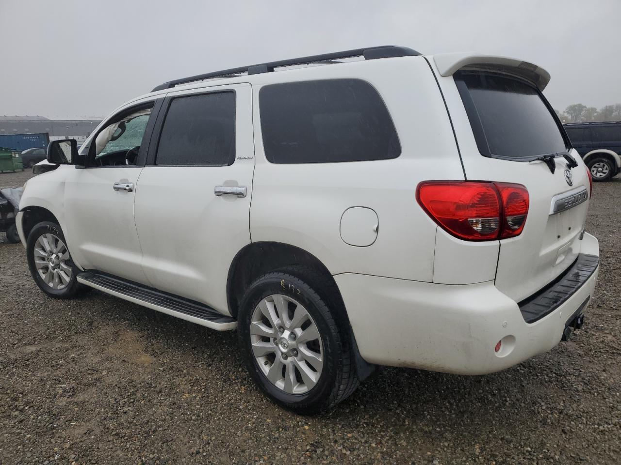 2016 Toyota Sequoia, Platinum